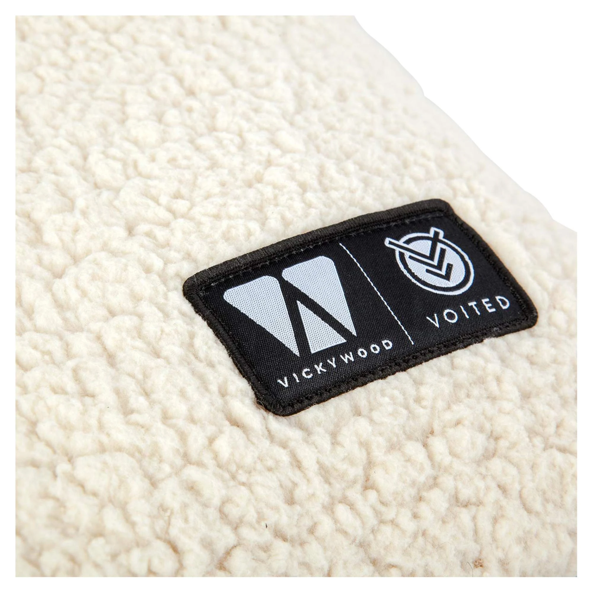 VICKYWOOD X VOITED CLOUDY TOUCH KISSENDECKE - Decke 10 VICKYWOOD X VOITED CLOUDY TOUCH KISSENDECKE - Decke – Bild 8