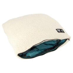 VICKYWOOD X VOITED CLOUDY TOUCH KISSENDECKE - Decke 20 VICKYWOOD X VOITED CLOUDY TOUCH KISSENDECKE - Decke -Globetrotter Geschäfte 5638036750 i vickywood x voited cloudy touch kissendecke vickywood 24